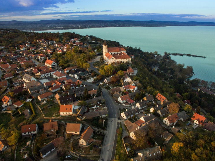 Szenzáció: 1000 évvel ezelőtt élt magyar király maradványaira bukkanhattak - videó