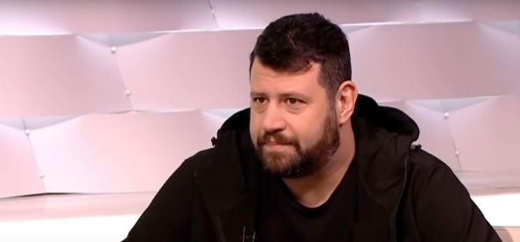 Puzsér Róbert az egész országot kicikizte, Berki Krisztián énekelni próbált, Majoros Hajni pedig egyedül töltötte a szilvesztert