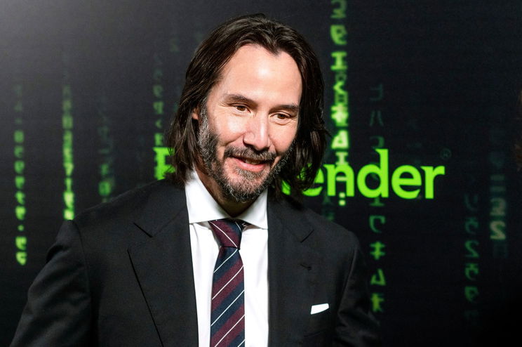 Keanu Reeves bőséges kézzel adakozik - ennyit ajánlott fel jótékony célokra