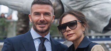 Victoria Beckham megmutatta, milyen obszcén üzenetekkel bombázza őt a férje – Minden rendben köztük?