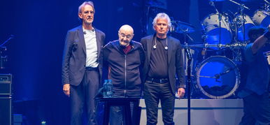 Három öreg a színpadon: elbúcsúzott a Genesis, Phil Collinsnak már mindene fáj