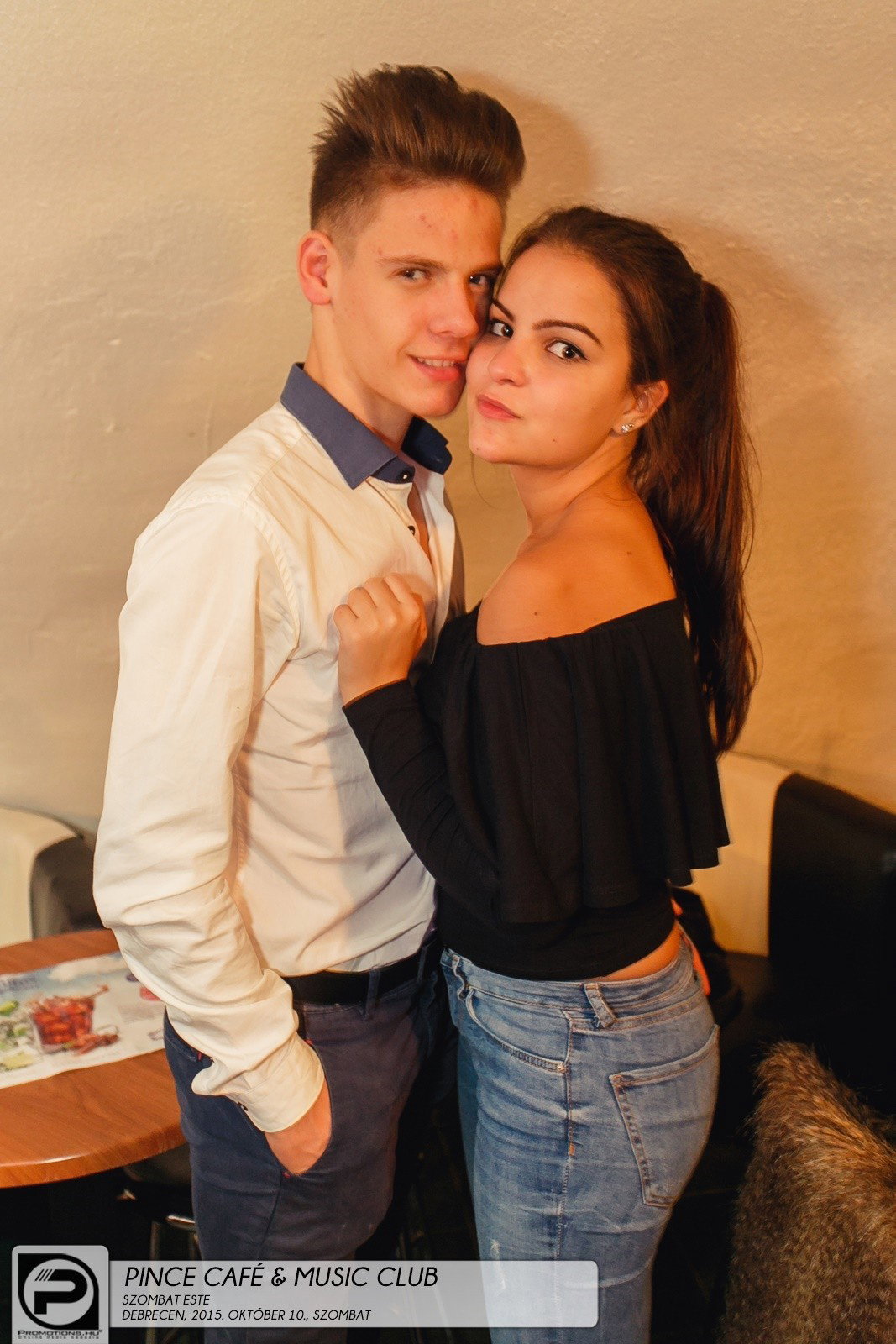 DEBRECEN, PINCE CAFÉ & MUSIC CLUB - 2015. OKTÓBER 10., SZOMBAT