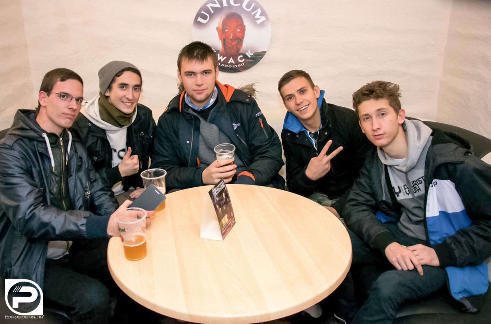 DEBRECEN, PINCE - 2015. NOVEMBER 21., SZOMBAT