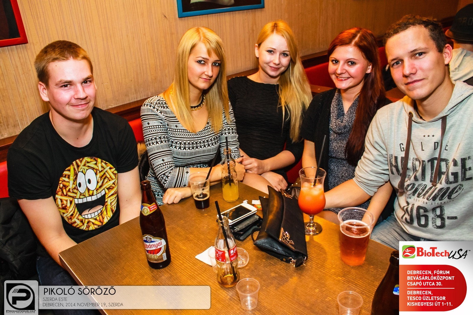 DEBRECEN, PIKOLÓ SÖRÖZŐ - 2014. NOVEMBER 19., SZERDA