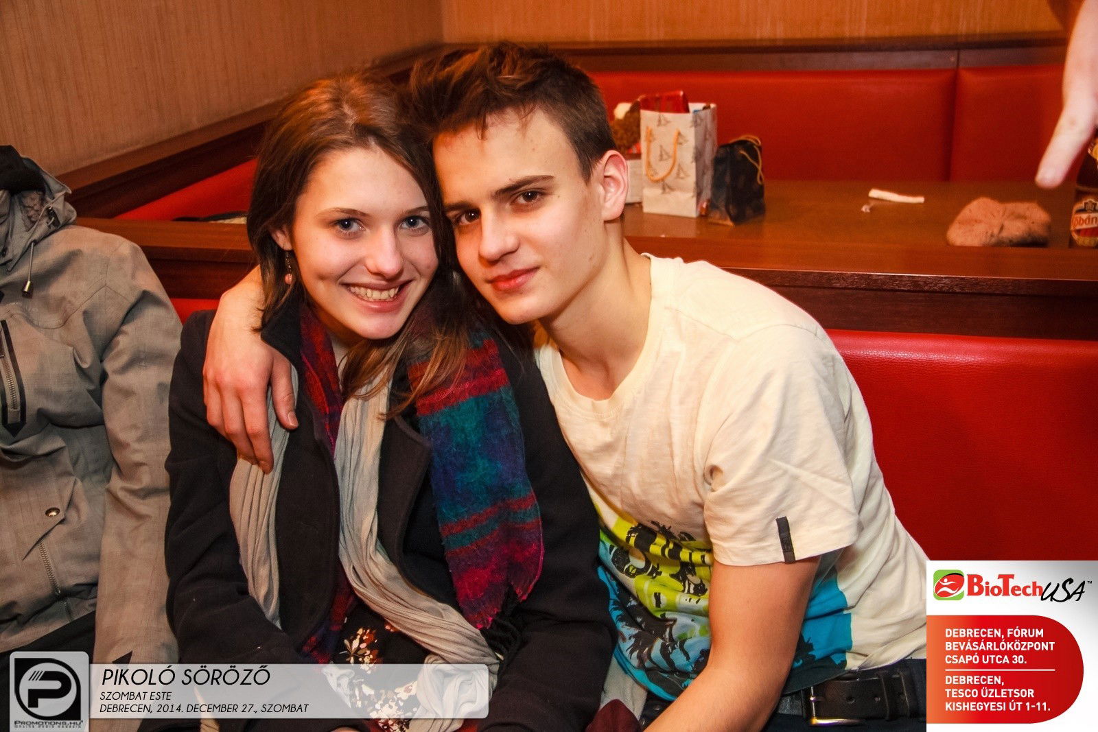 DEBRECEN, PIKOLÓ SÖRÖZŐ - 2014. DECEMBER 27., SZOMBAT