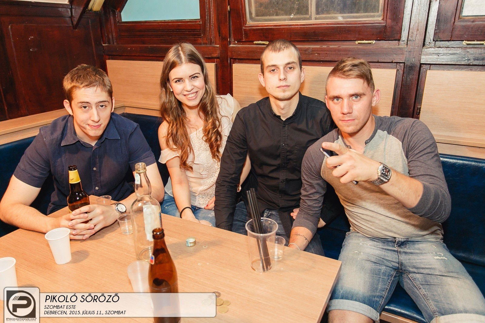 DEBRECEN, PIKOLÓ SÖRÖZŐ - 2015. JÚLIUS 11., SZOMBAT