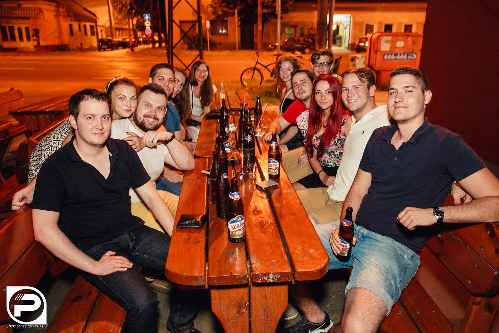 DEBRECEN, PIKOLÓ SÖRÖZŐ - 2016. JÚLIUS 2., SZOMBAT