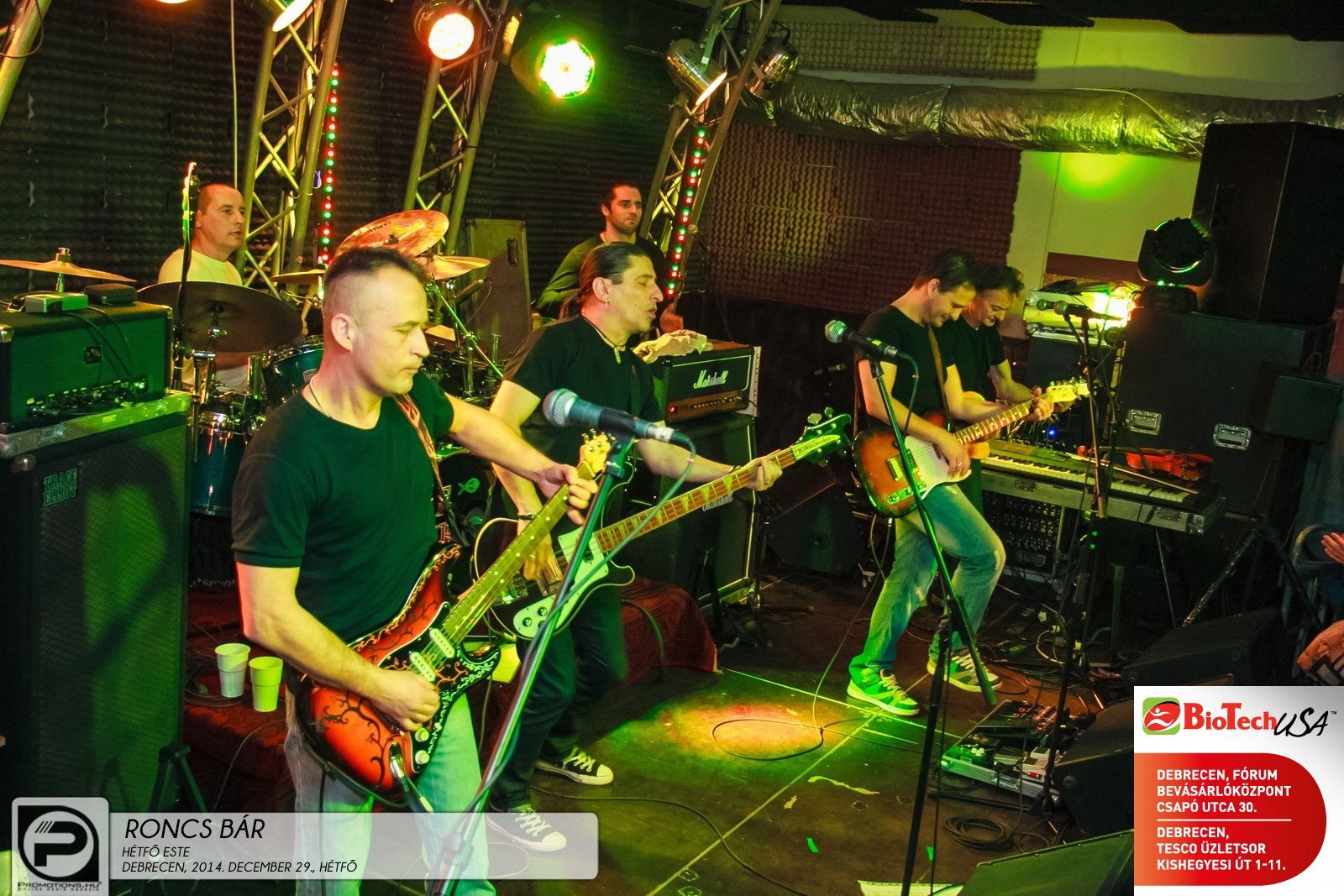DEBRECEN, RONCS BÁR - 2014 DECEMBER 29., HÉTFŐ