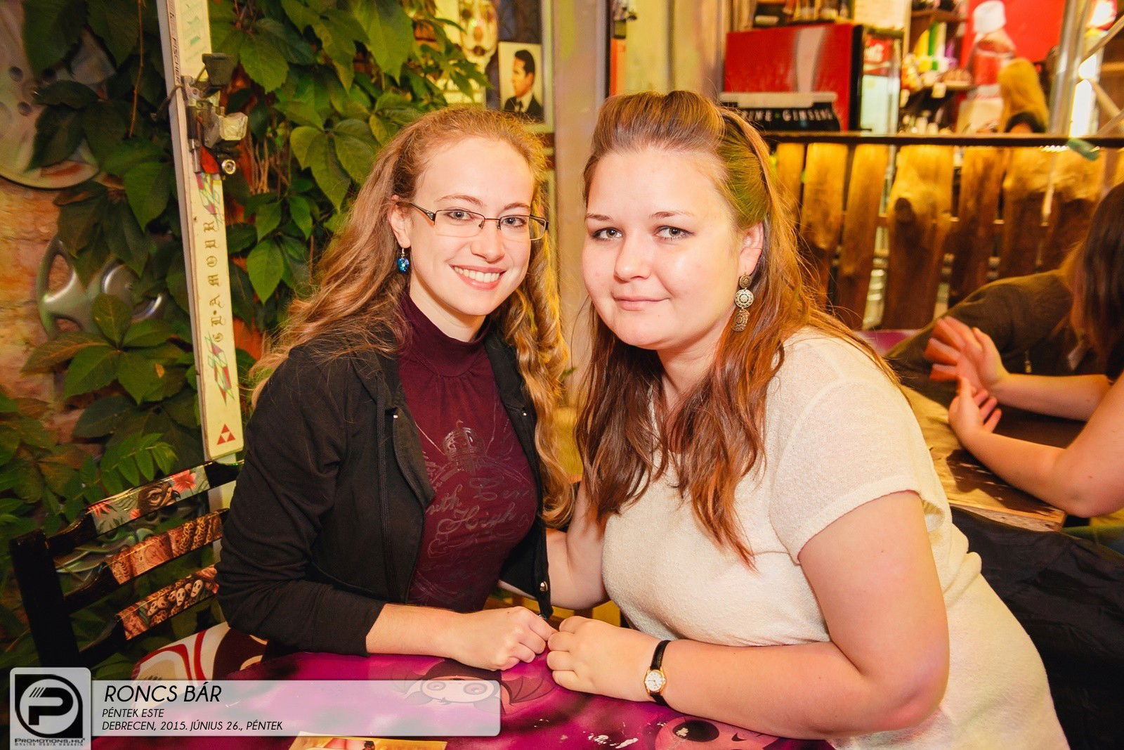 DEBRECEN, RONCS BÁR - 2015. JÚNIUS 26., PÉNTEK