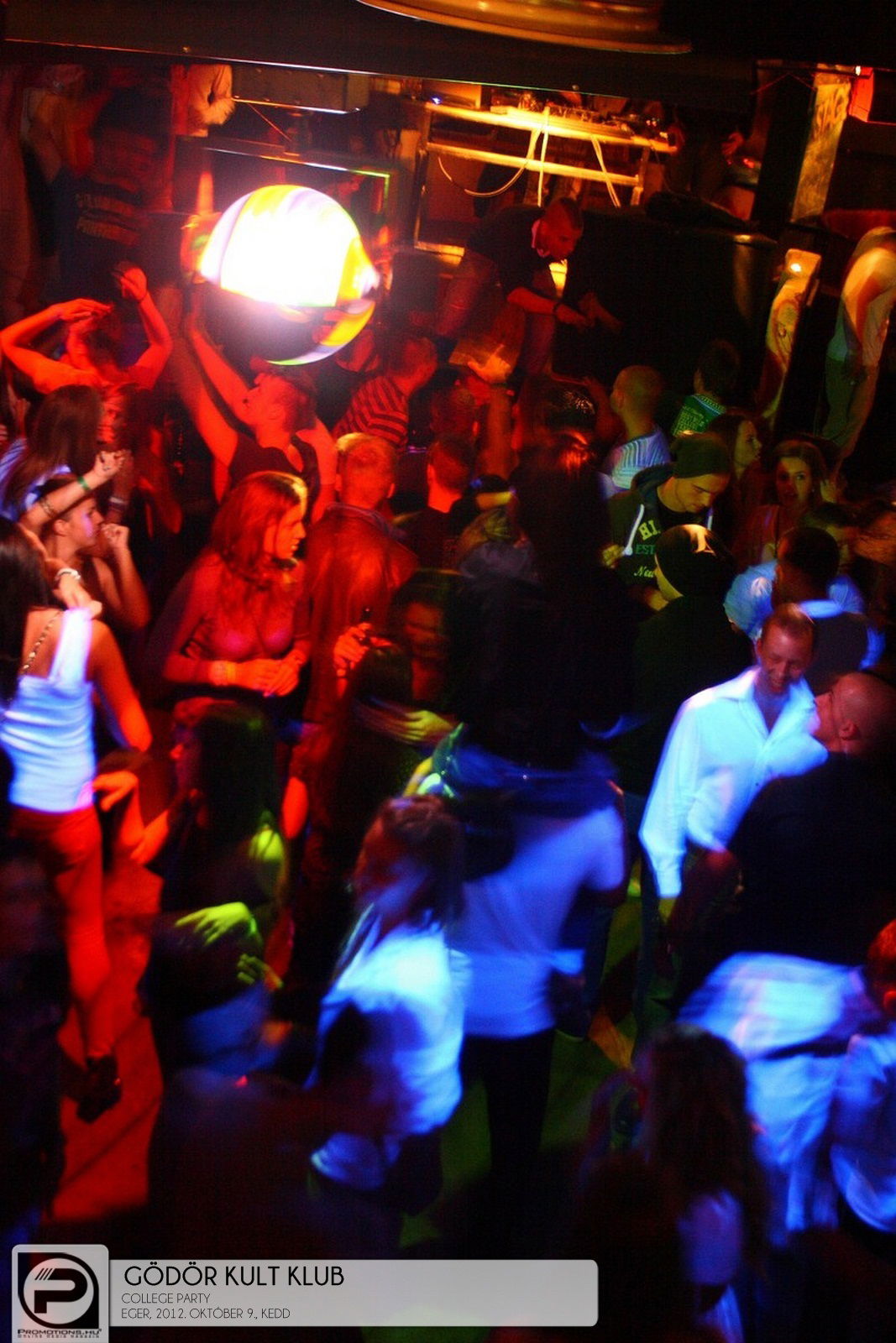 Eger, Gödör Kult. Klub - 2012. október 9., Kedd