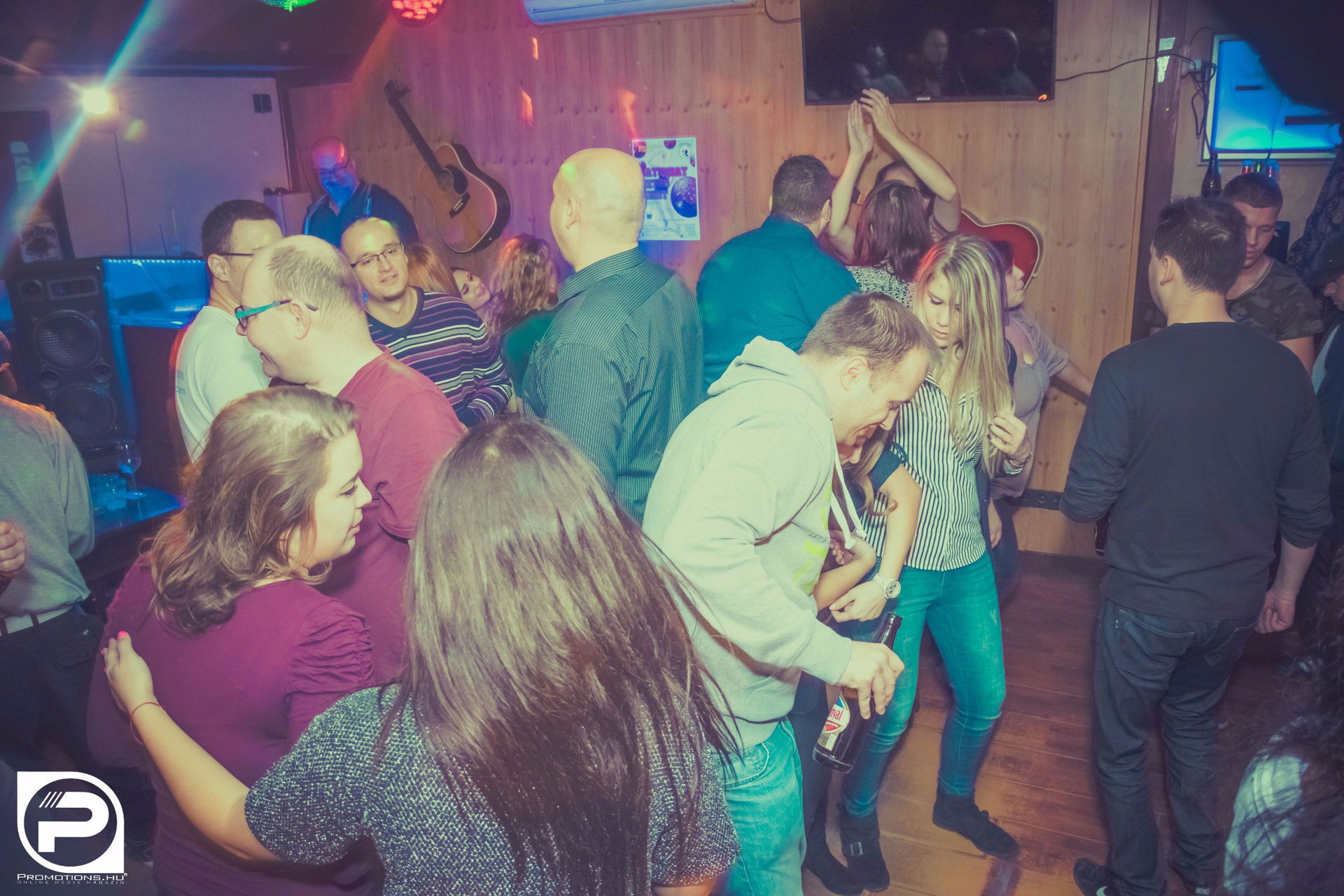 DEBRECEN, TEQUILA BÁR - 2016. NOVEMBER 26, SZOMBAT