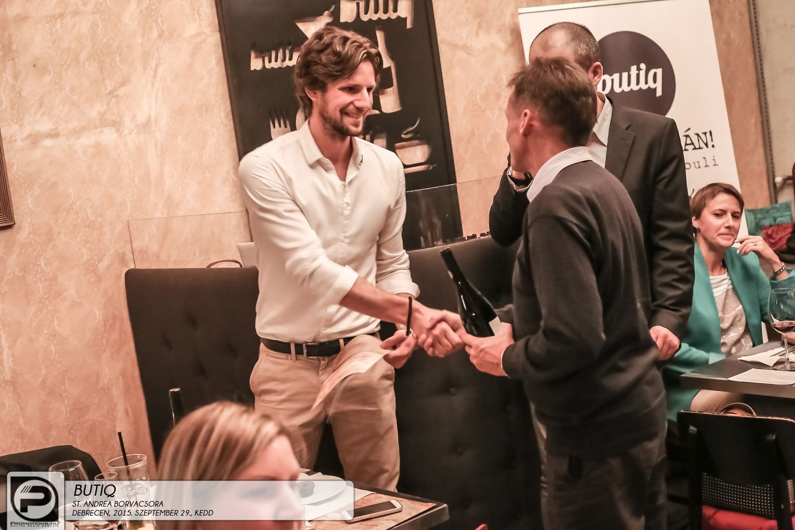 DEBRECEN, BUTIQ - 2015. SZEPTEMBER 29., KEDD