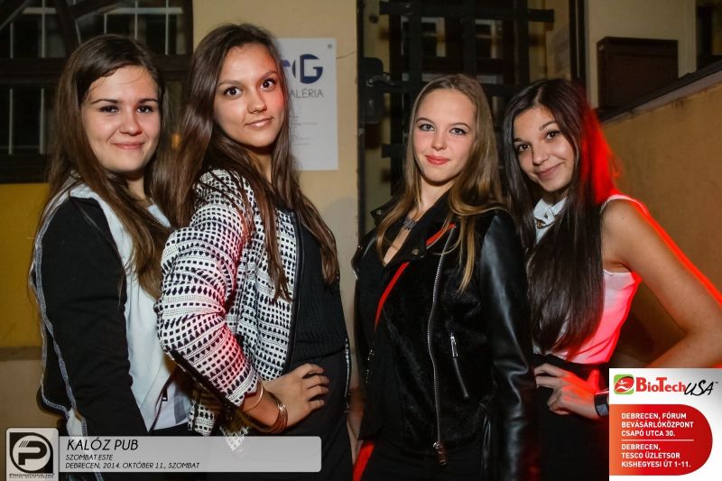 DEBRECEN, KALÓZ PUB - 2014. OKTÓBER 11., SZOMBAT