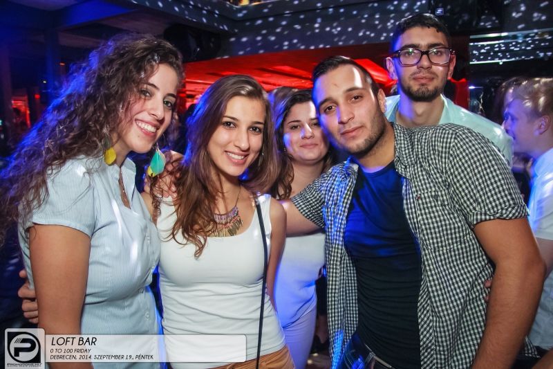 DEBRECEN, LOFT BAR - 2014. SZEPTEMBER 19., PÉNTEK