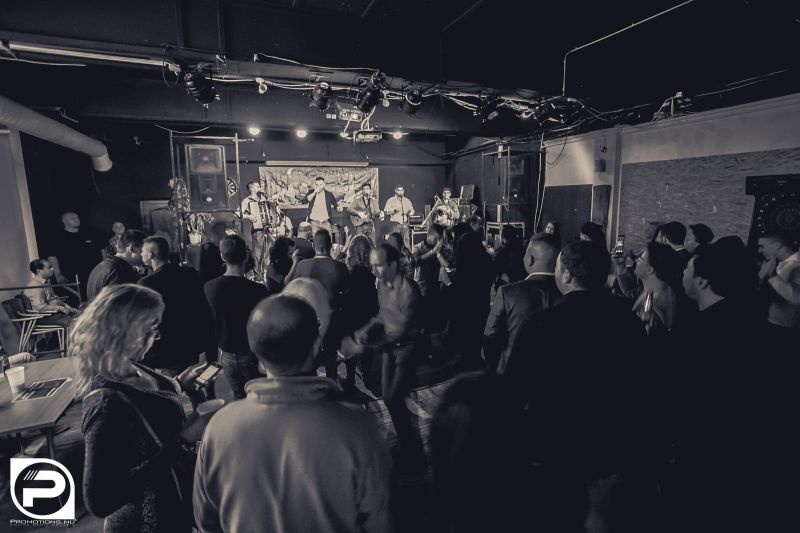 DEBRECEN, KOSÁR - 2015. NOVEMBER 17., KEDD