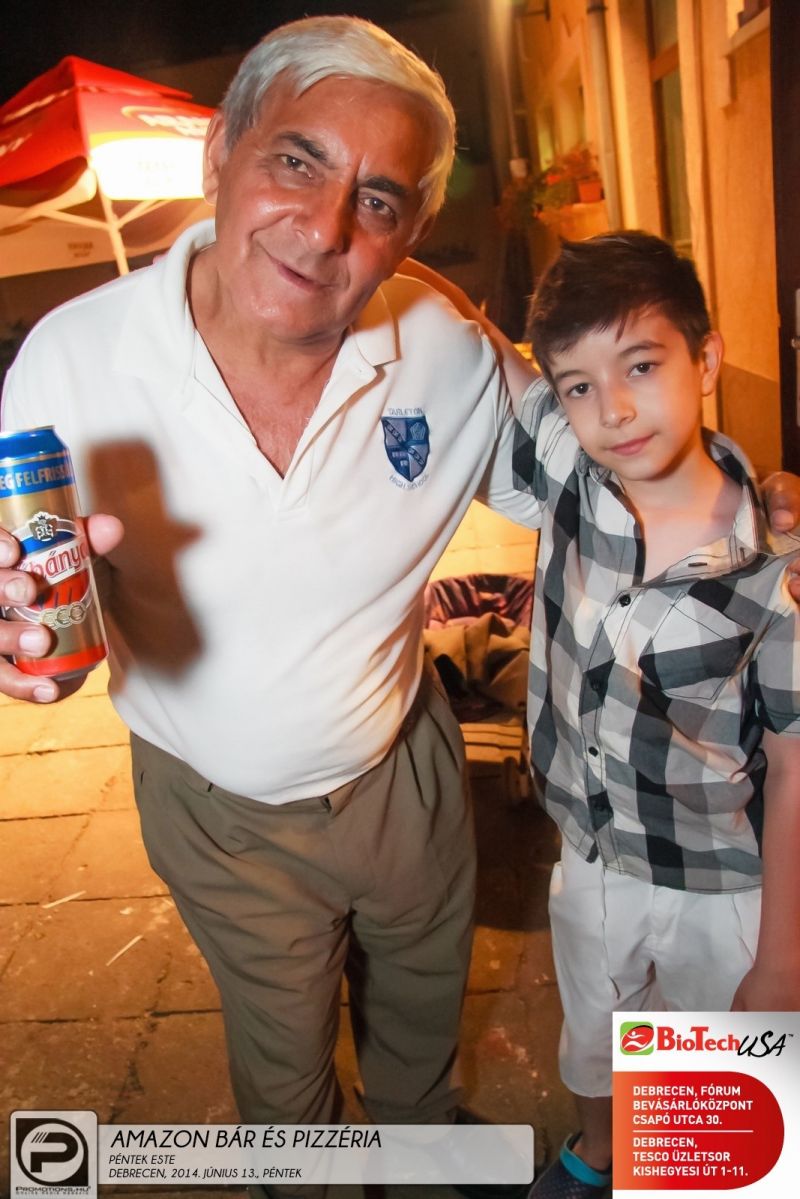 DEBRECEN, AMAZON BÁR ÉS PIZZÉRIA - 2014. JÚNIUS 13., PÉNTEK