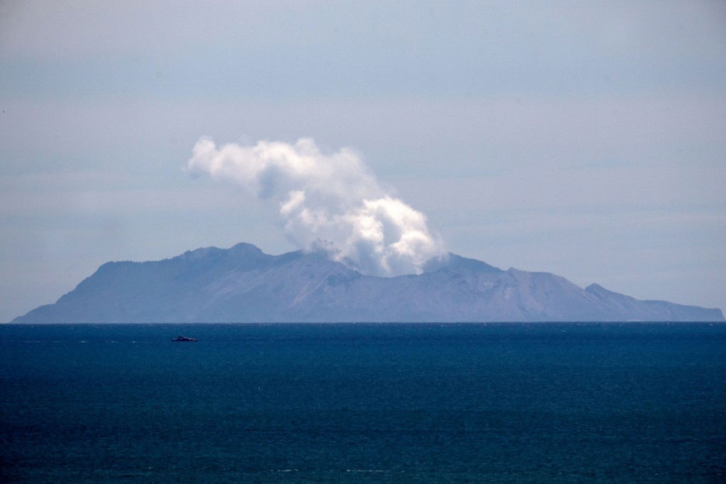 Kitört az új-zélandi Whakaari vulkán