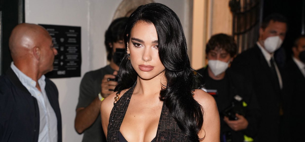 Tényleg Dua Lipa a világ legszexibb énekesnője? – Ezeket a képeket látva tuti!