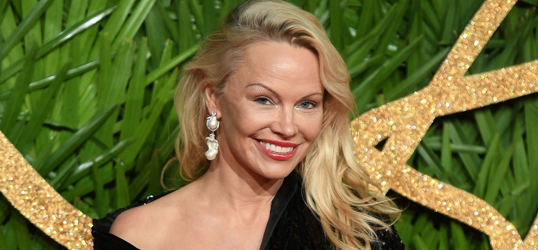 Hűha: így néz ki Pamela Anderson smink nélkül – lesifotók