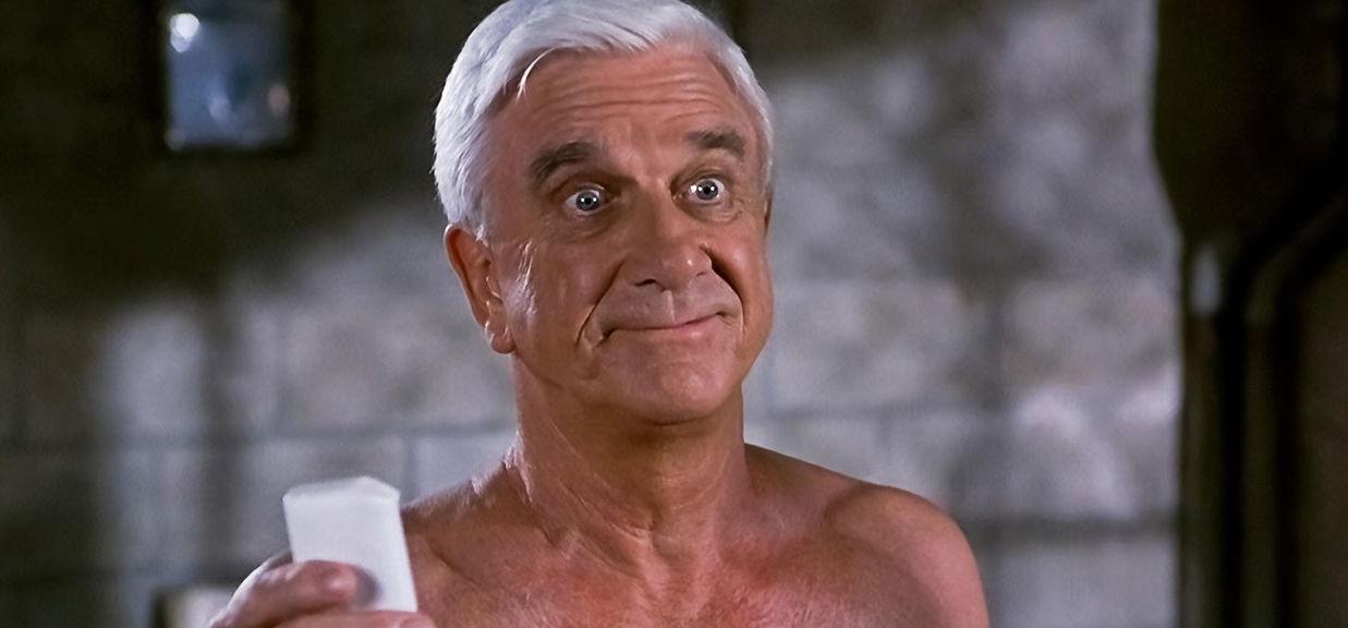 Leslie Nielsen: 3+1 érdekesség a Csupasz pisztoly sztárjáról, aki ma 11 éve hunyt el