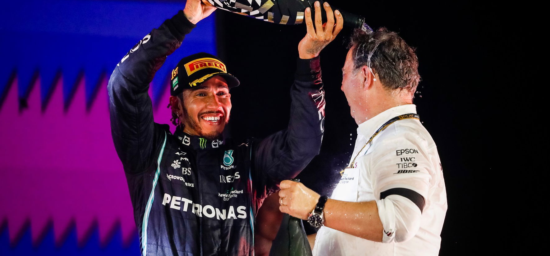 Lewis Hamilton valószínűleg ide vitte fel a legtöbb csajt – fotók