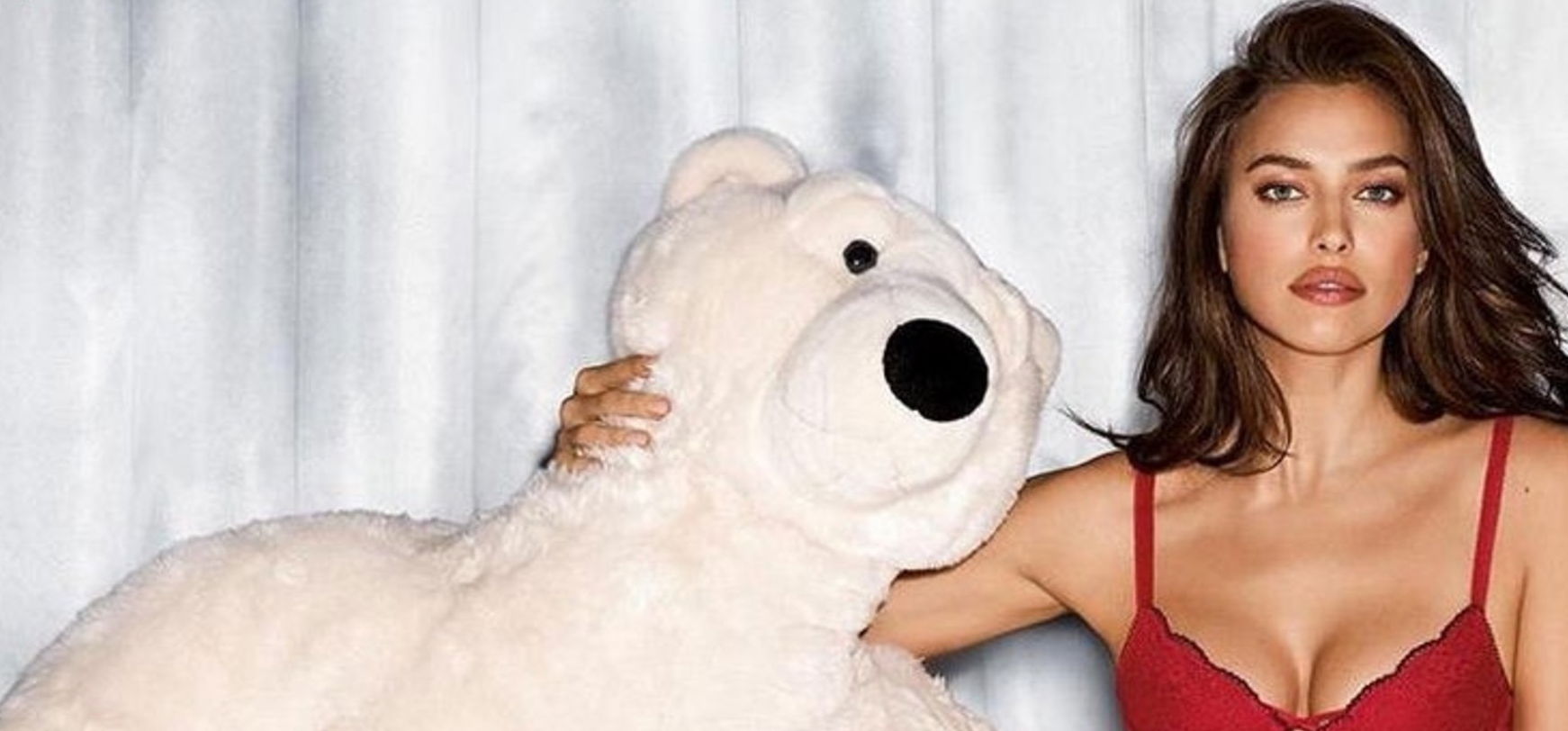 Irina Shayk anno még meztelenre is levetkőzött – ezek voltak a modell legnagyobb villantásai