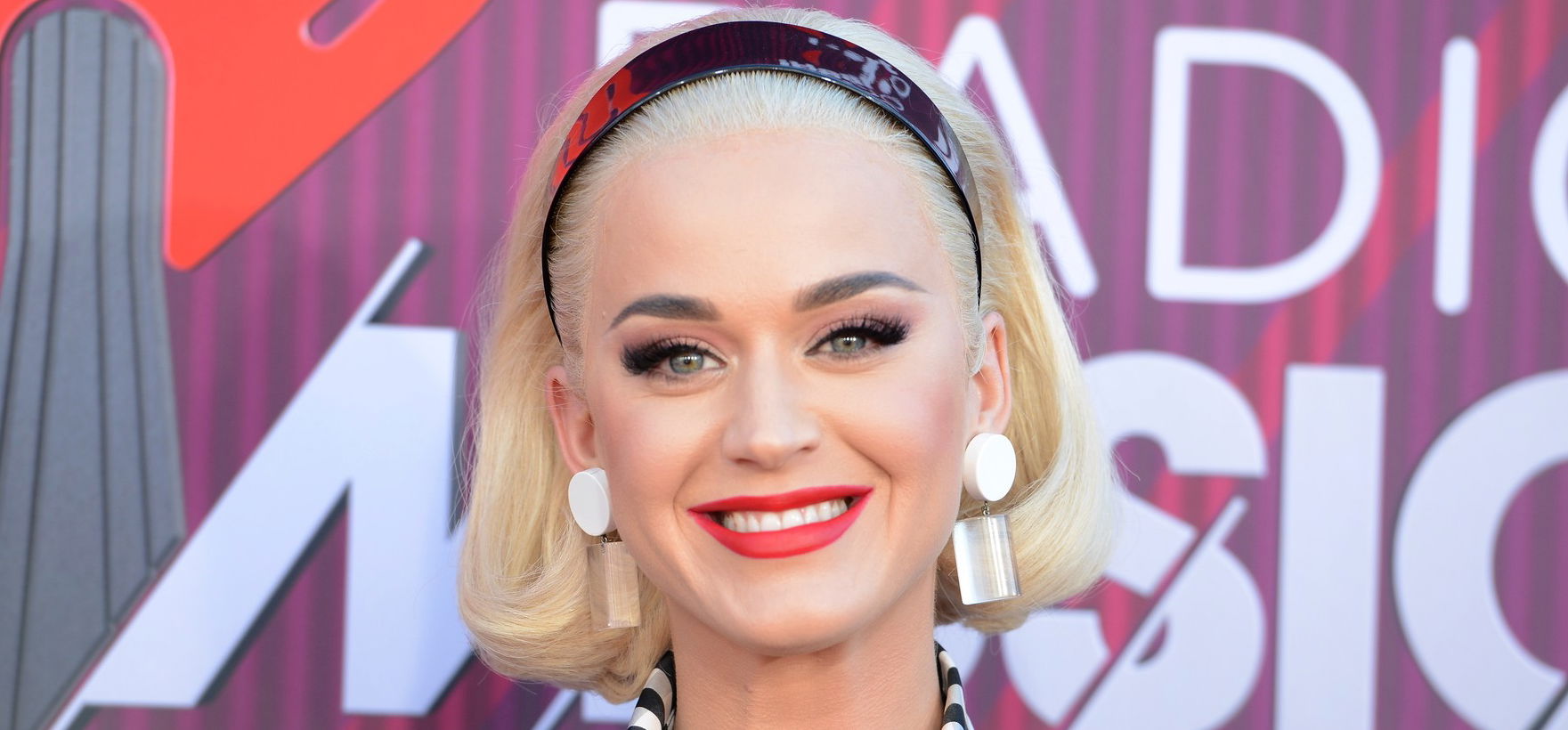 Mi történt? Katy Perry gyakorlatilag felismerhetetlen ezeken a fotókon