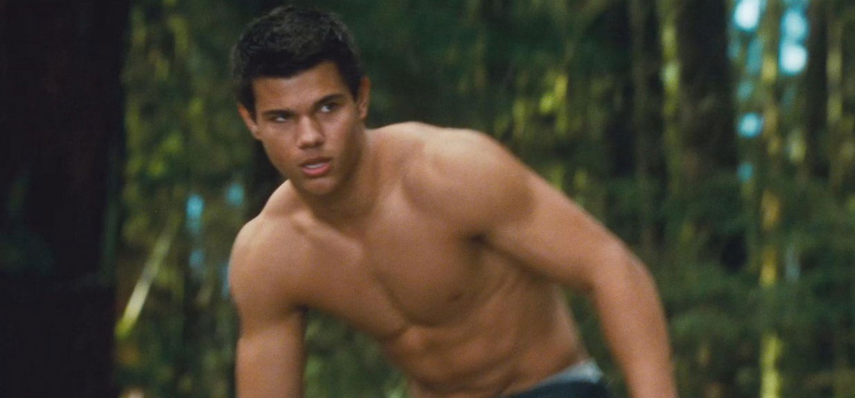 30 éves lett az Alkonyat filmek sztárja - Így néz ki most Taylor Lautner!