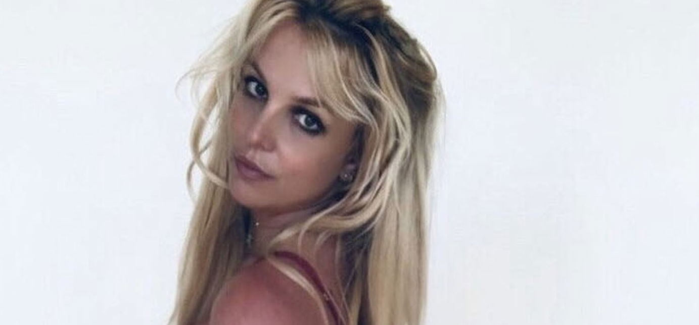 Britney Spears hatalmas bejelentése mellé mutatjuk a legnagyobb villantásait is – galéria