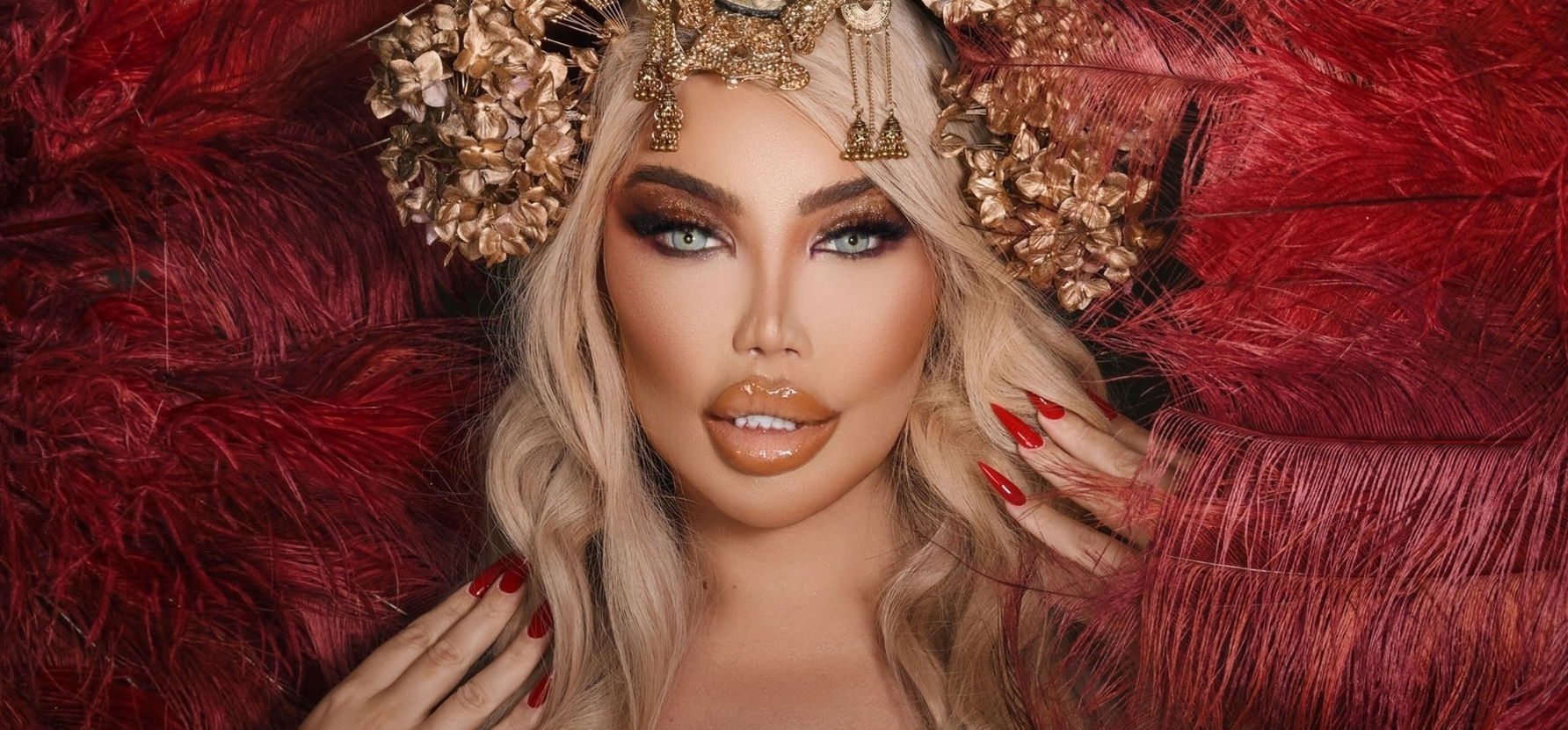 Egykor férfi volt, ma ő az élő Barbie baba - 18+ képek
