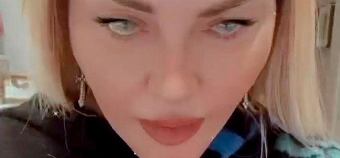Madonna arca teljesen szétesett, már a Photoshop sem segít rajta