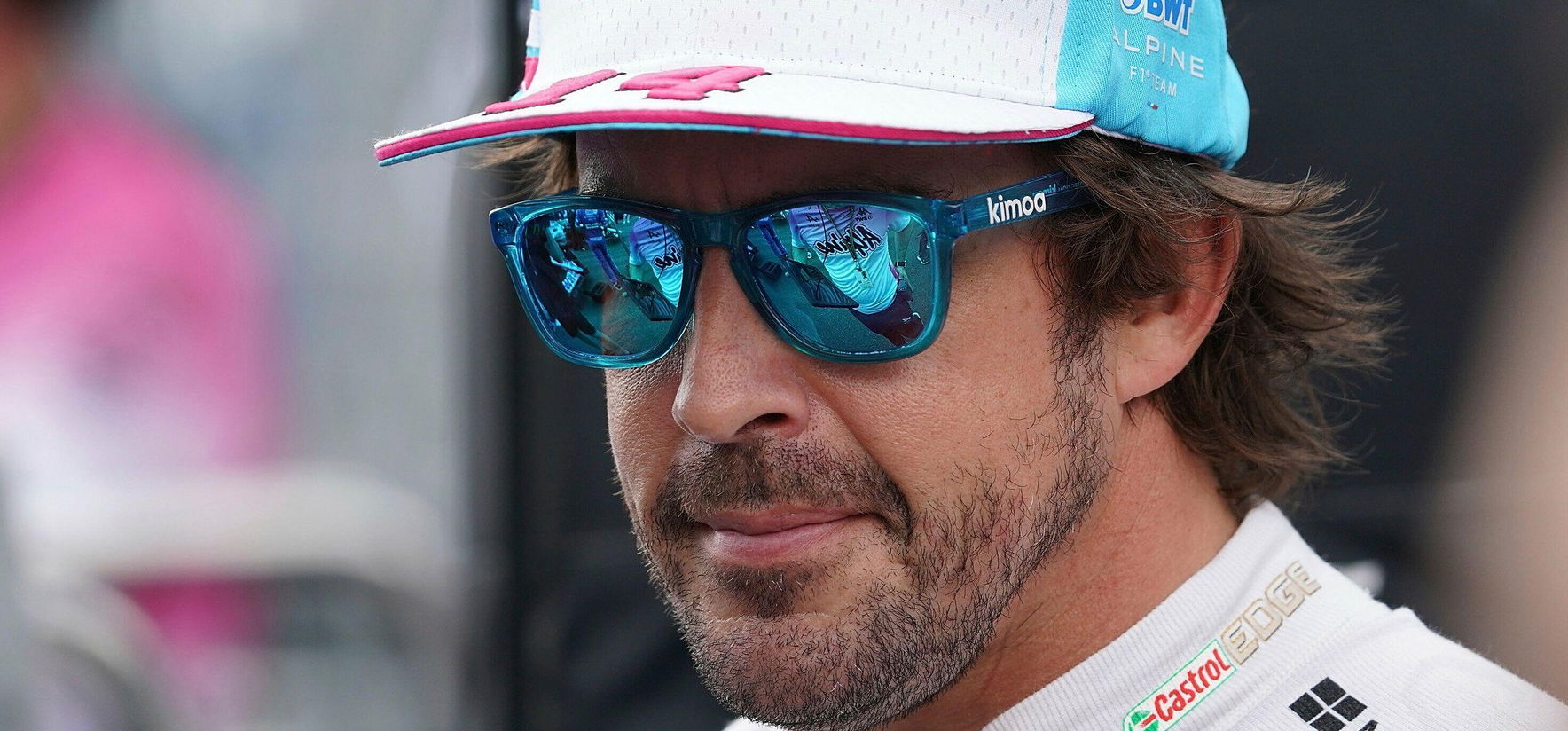 Fernando Alonso csodaszép barátnője bikinire vetkőzött