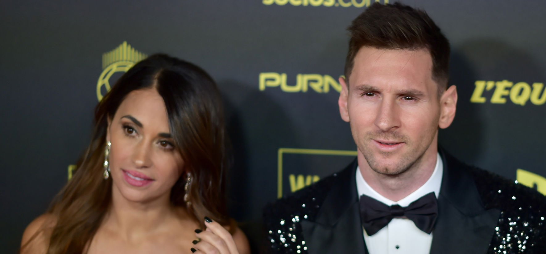 Most bikiniben nézheted meg Lionel Messi dögös feleségét