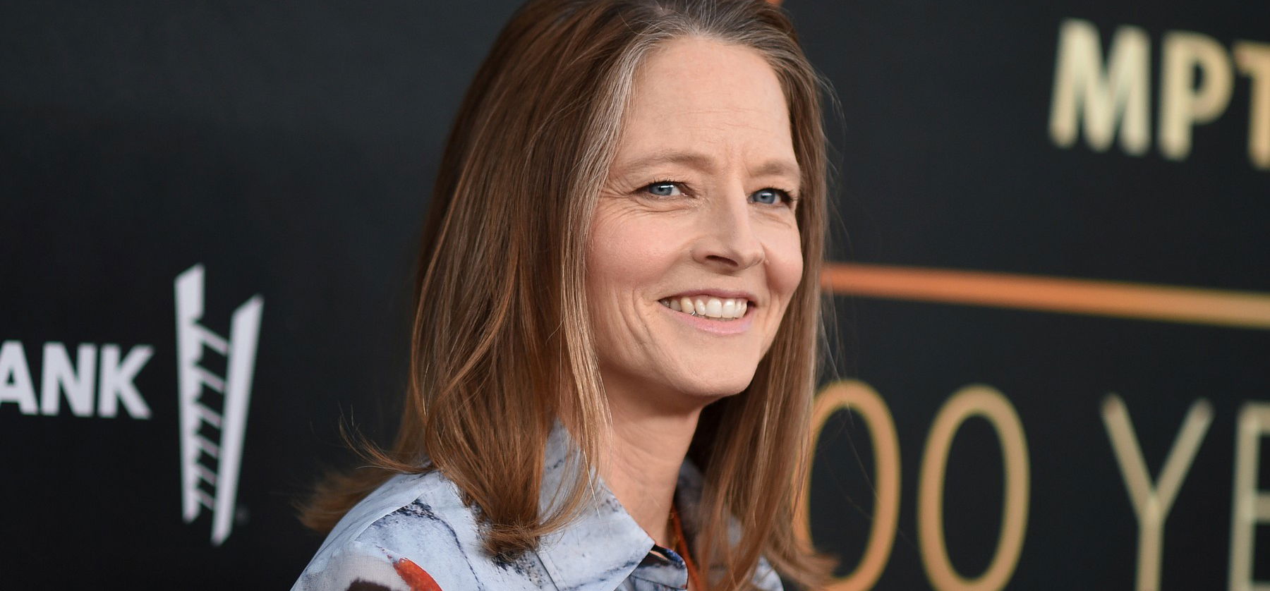 Lebukott Jodie Foster: így néz ki A bárányok hallgatnak sztárja egy szürke hétköznapon