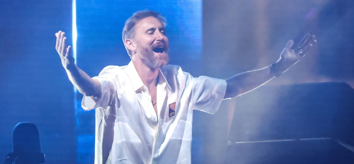 David Guetta olyan kockahasat villantott Ibizán, hogy mi is belepirulunk