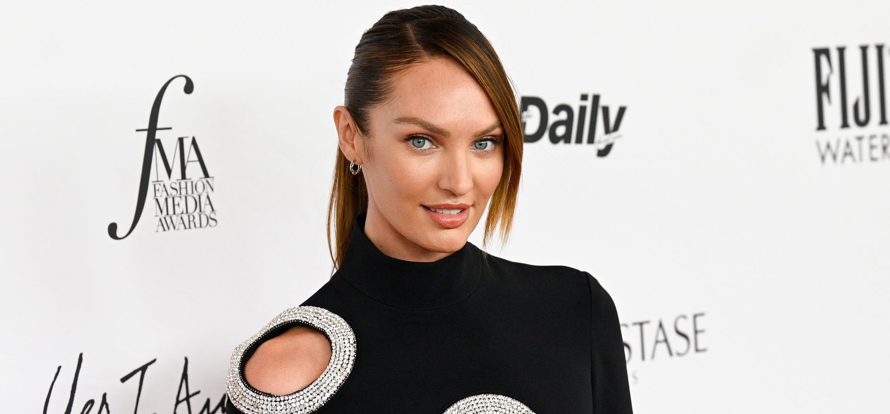 A bugyijába is belenézhettünk a világhírű modellnek – ezek Candice Swanepoel legdögösebb képei