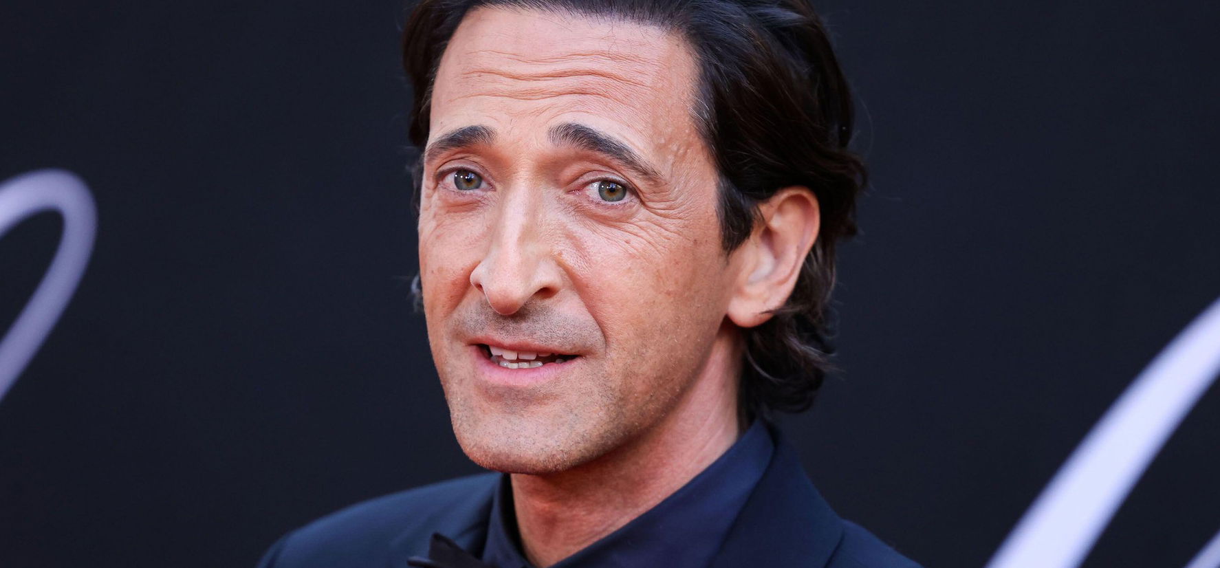 Így néz ki Adrien Brody gyönyörű barátnője, aki a színész előtt Hollywood egyik leggyűlöltebb emberével volt együtt