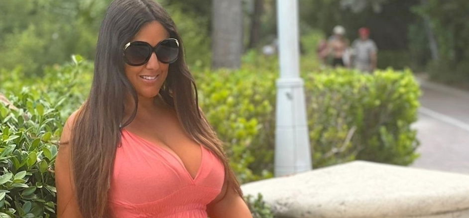 A csodatestű Claudia Romani csapata nem jutott ki a foci-vb-re, de ő akkor is lázasan szurkol