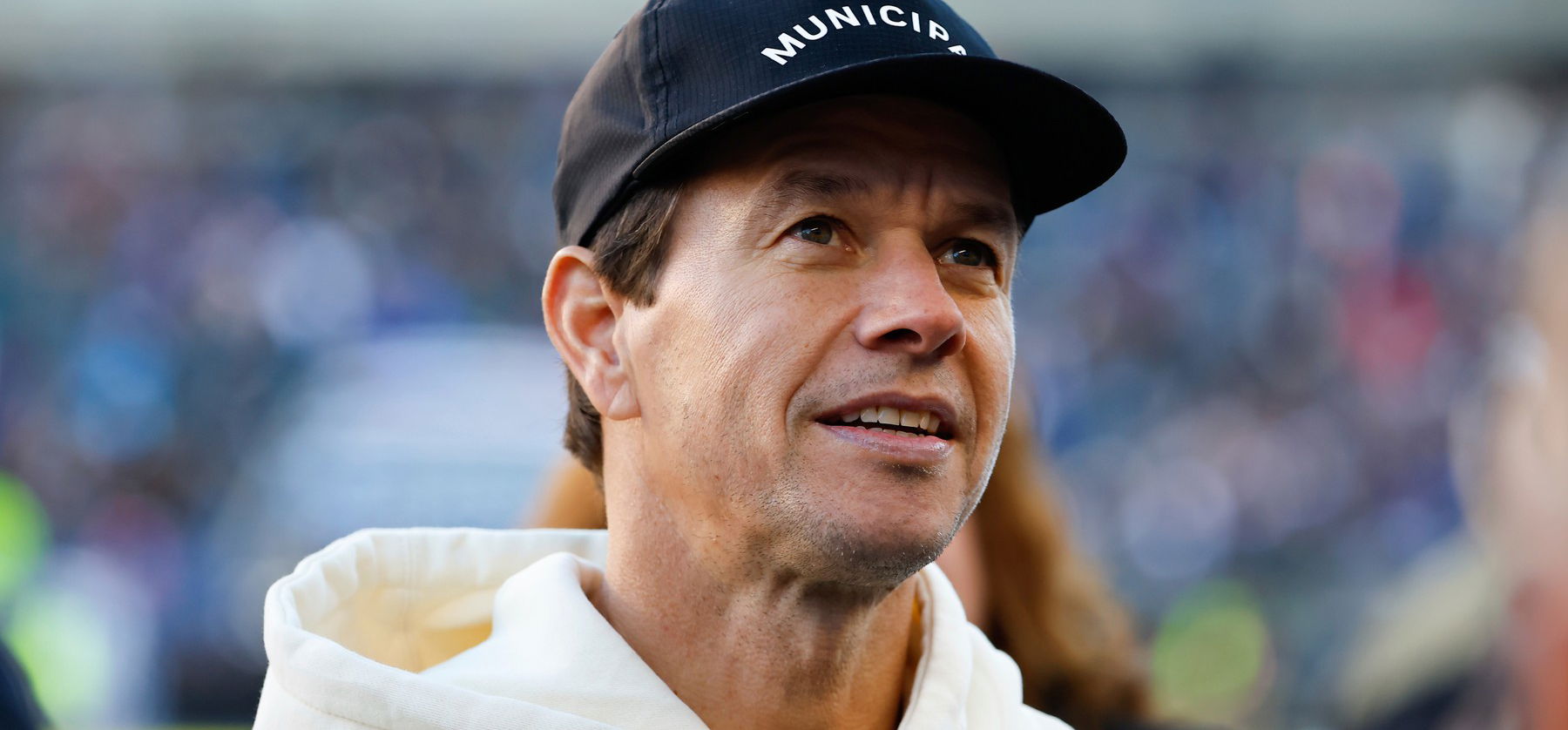 Mark Wahlberg friss lesifotóin van valami furcsaság - Egyenesen ciki?