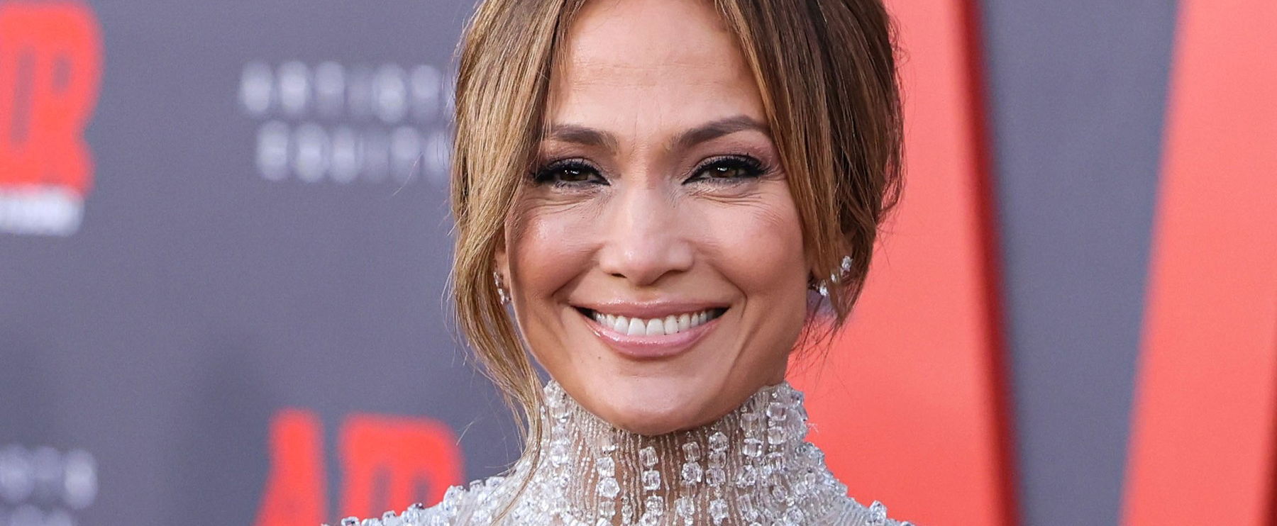 Jennifer Lopez forró képeitől még a Nap is megizzad, fantasztikusan néz ki a világsztár