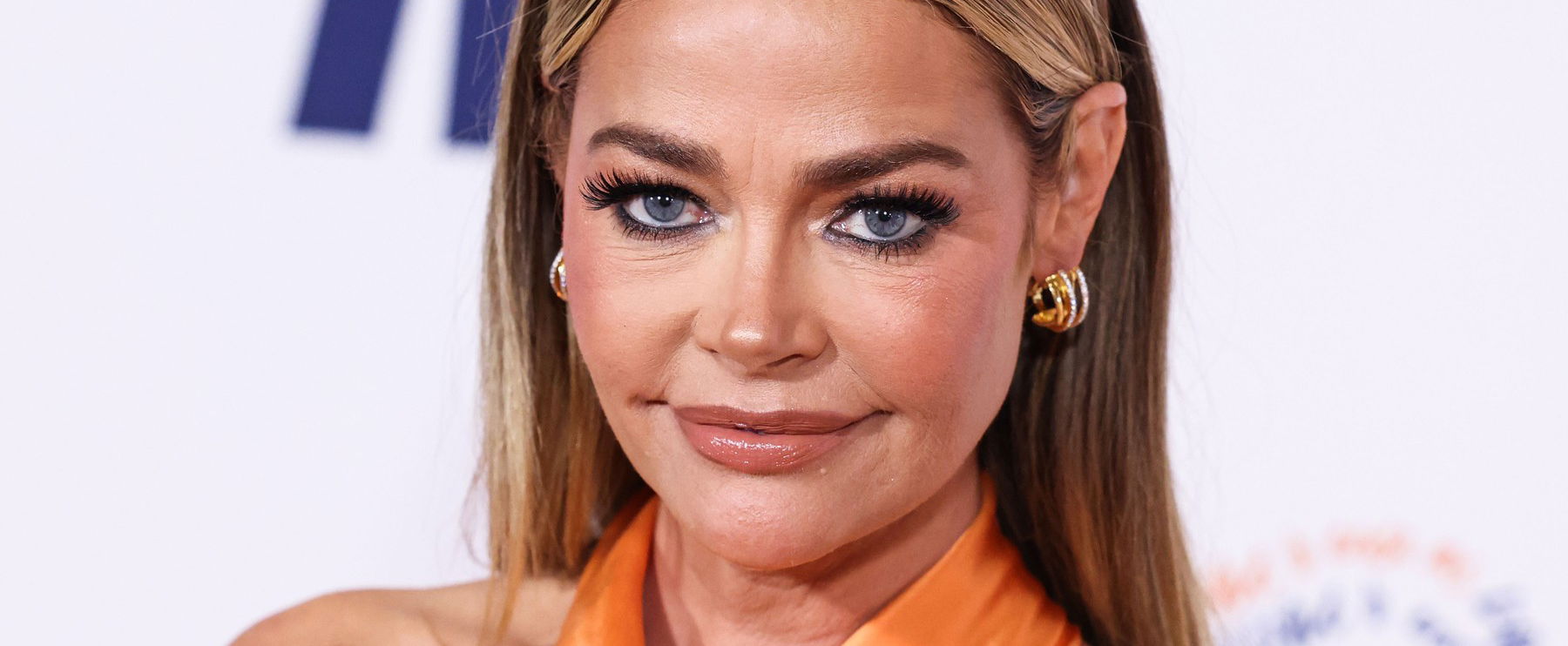 Így néz ki most a kilencvenes évek egyik legdögösebb színésznője, Denise Richards