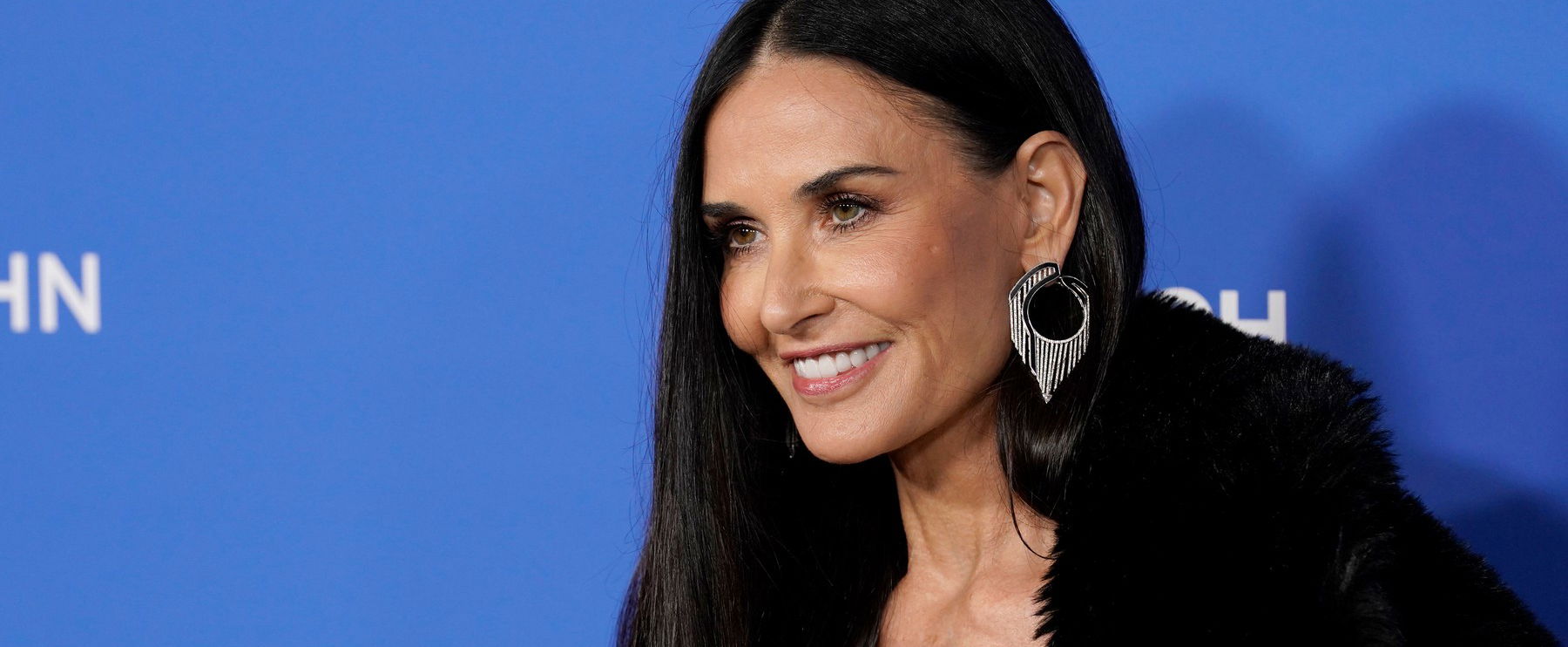 Bikinis lesifotók készültek a 60 éves Demi Moore-ról, bomba formában van a világsztár